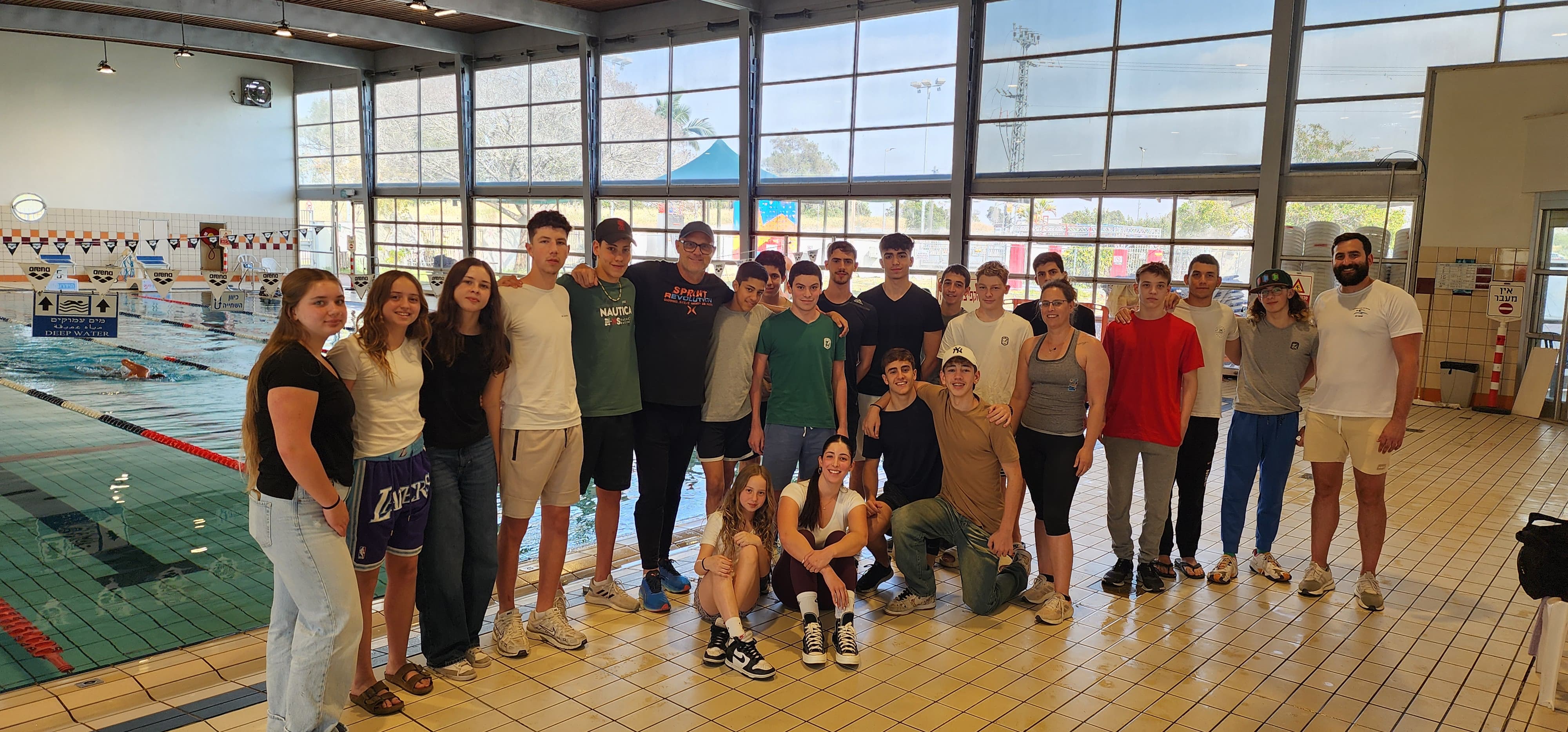 ברט הוק ביקר את אגודת הפועל שחייני הנגב