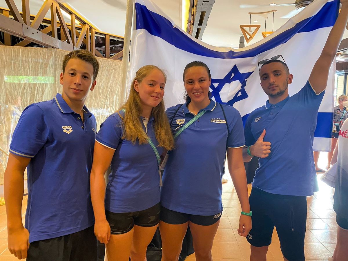 מקום 15 בעולם לנוער לעומר שורץ, ורשבסקי 18